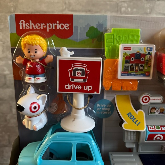 Fisher-Price Little People Target Run Playset - Picture 4 of 11